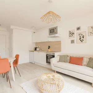  Appartement Cosy Au Centre D'oullins Avec Garage